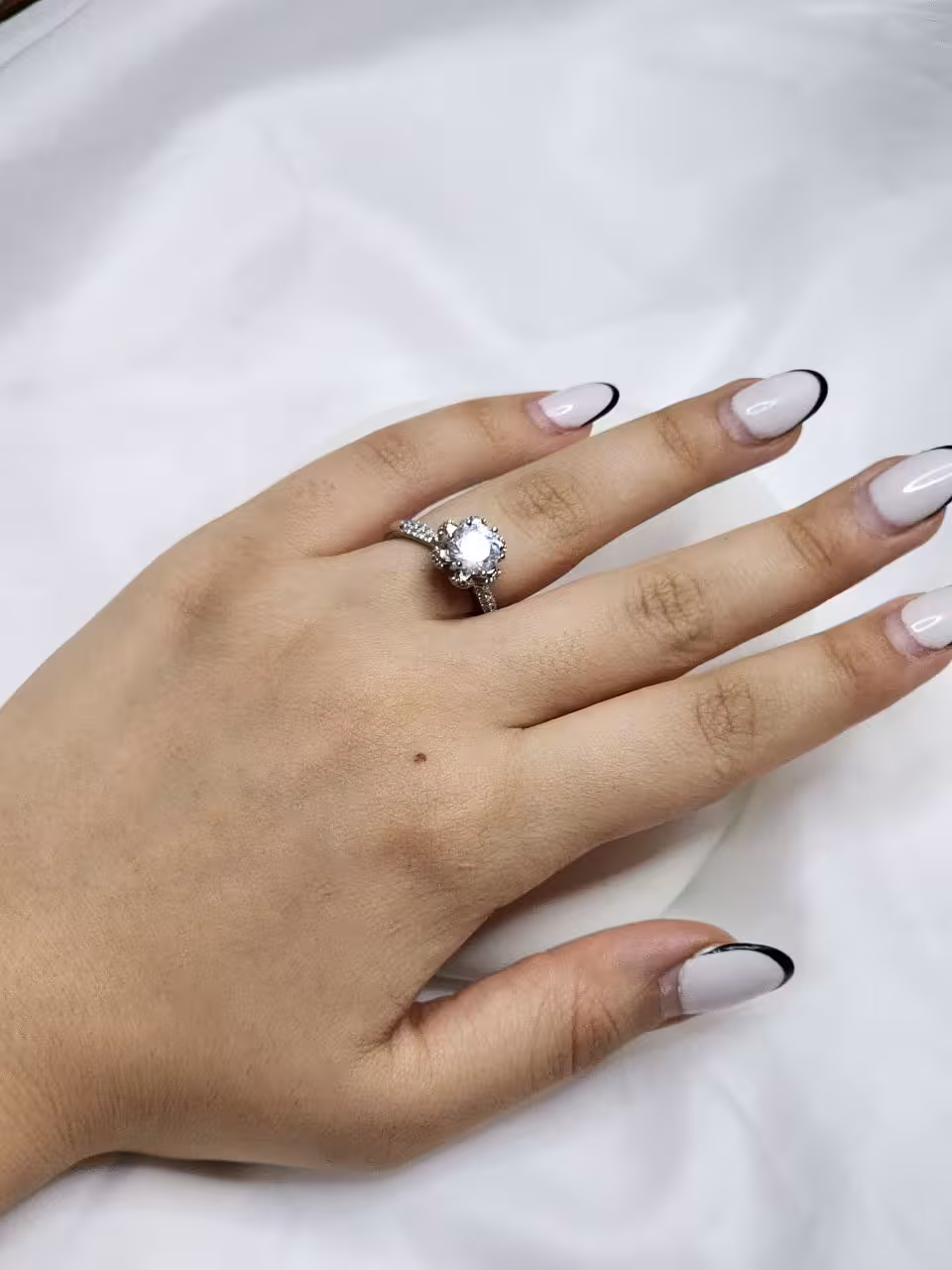 انگشتر استیل نقره ای پینترسی تک نگین