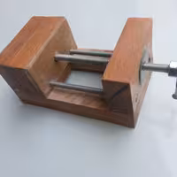 گیره زیر دریلی چوبی 