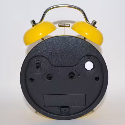   ساعت رومیزی مدل شماطه دار طرح ایموجی چشم قلبی