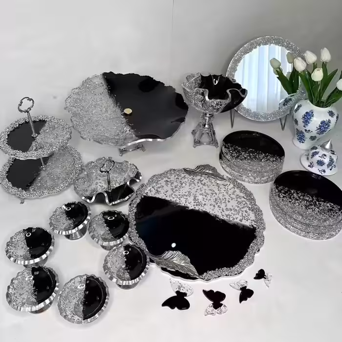 سرویس پذیرایی رزینی سرویس 6نفره جهیزیه عروس مشکی نقره ای