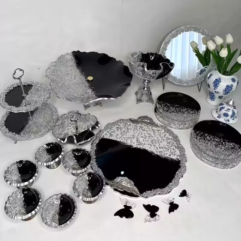 سرویس پذیرایی رزینی سرویس 6نفره جهیزیه عروس مشکی نقره ای