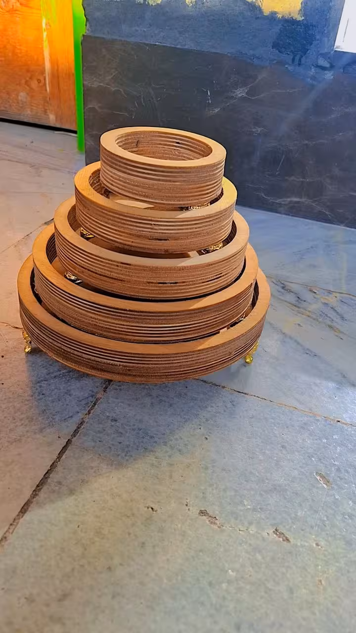 5 تیکه پایه دار