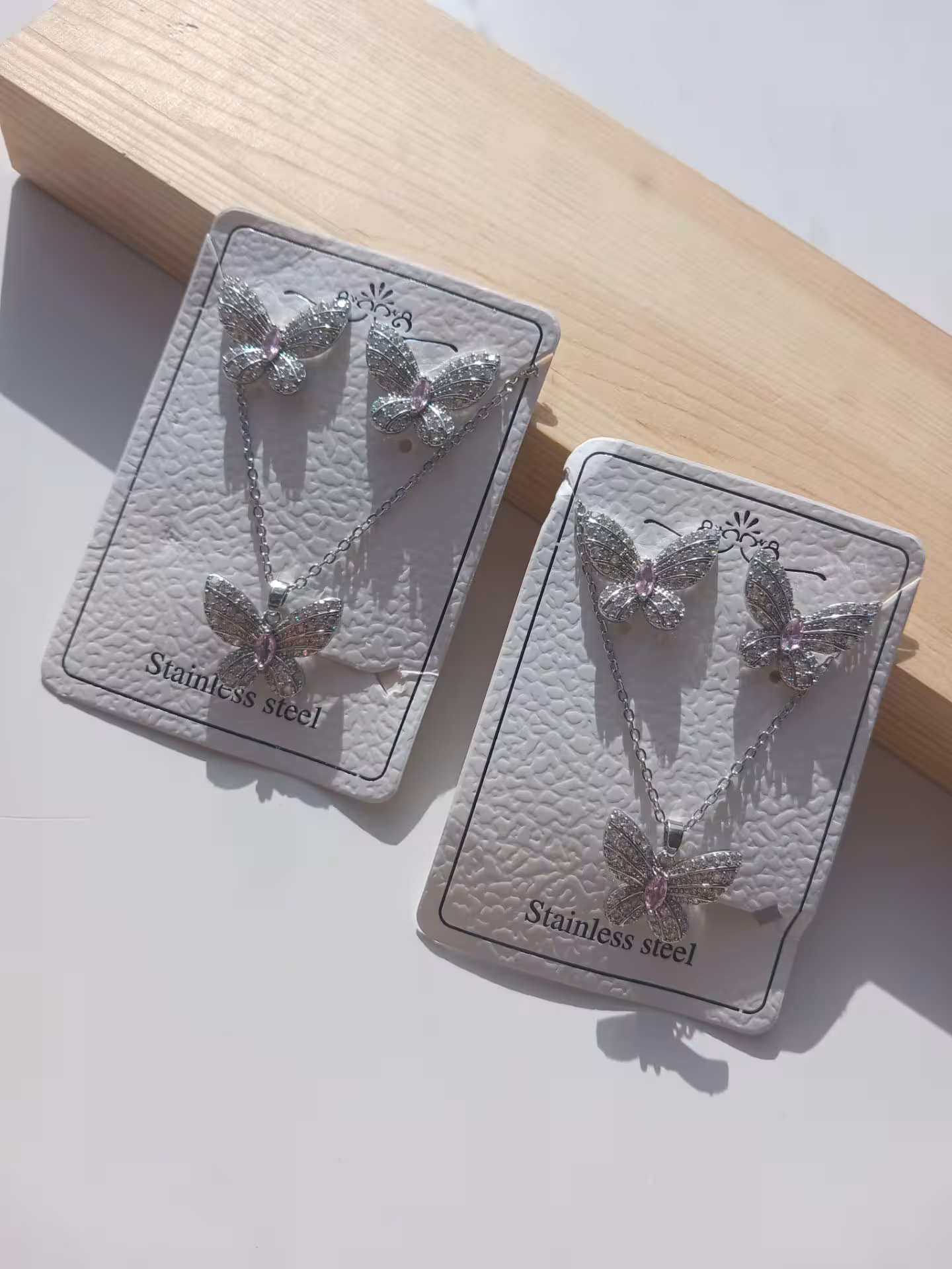 نیم ست پروانه