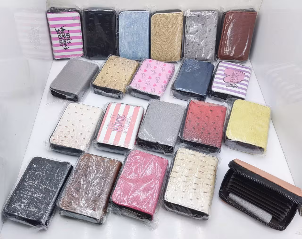 عابر دور زیپ ساده و طرحدار