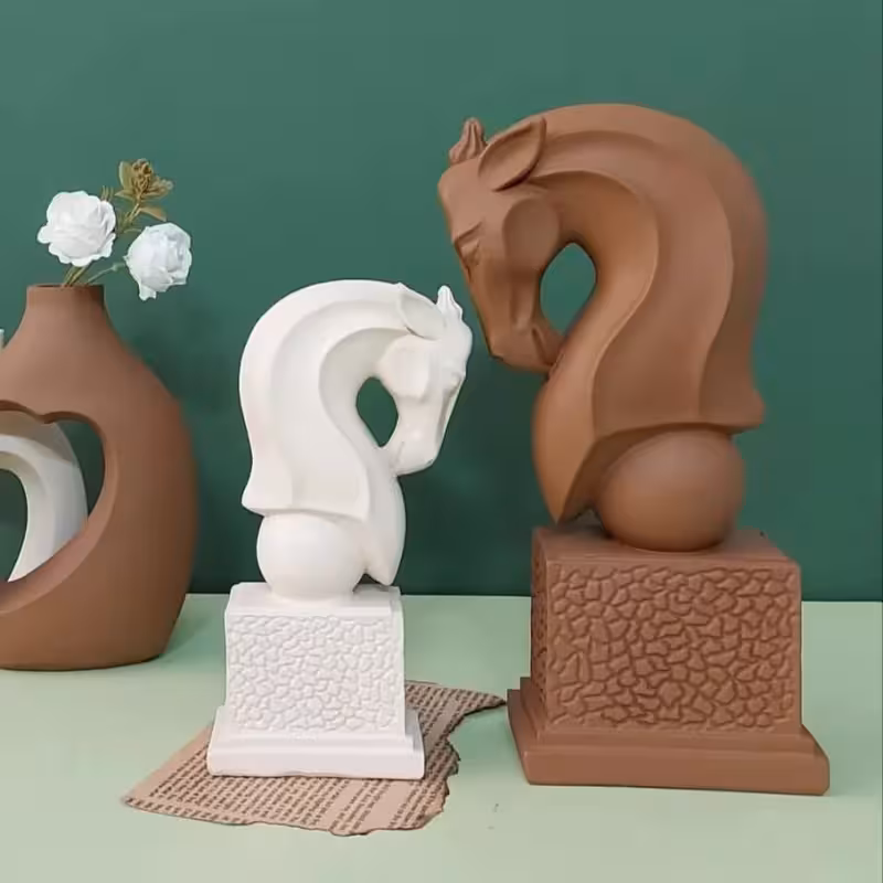 مجسمه دکوری اسب مدل مهره شطرنج