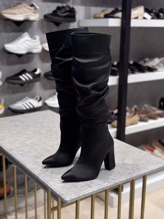 بوت پاشنه دار ساده کد n5-106 سایز 38