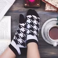 جوراب مچی پاتوک پاتوک  طرح پیچازی جنس سوپر نخ پنبه آنتی باکتریال 