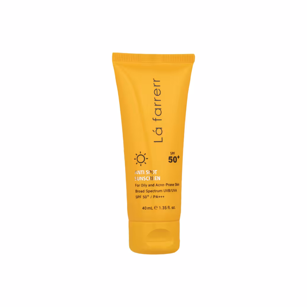 کرم ضد آفتاب و ضد لک لافارر بی رنگ مناسب پوست چرب و مستعد آکنه SPF50 حجم 40 میل