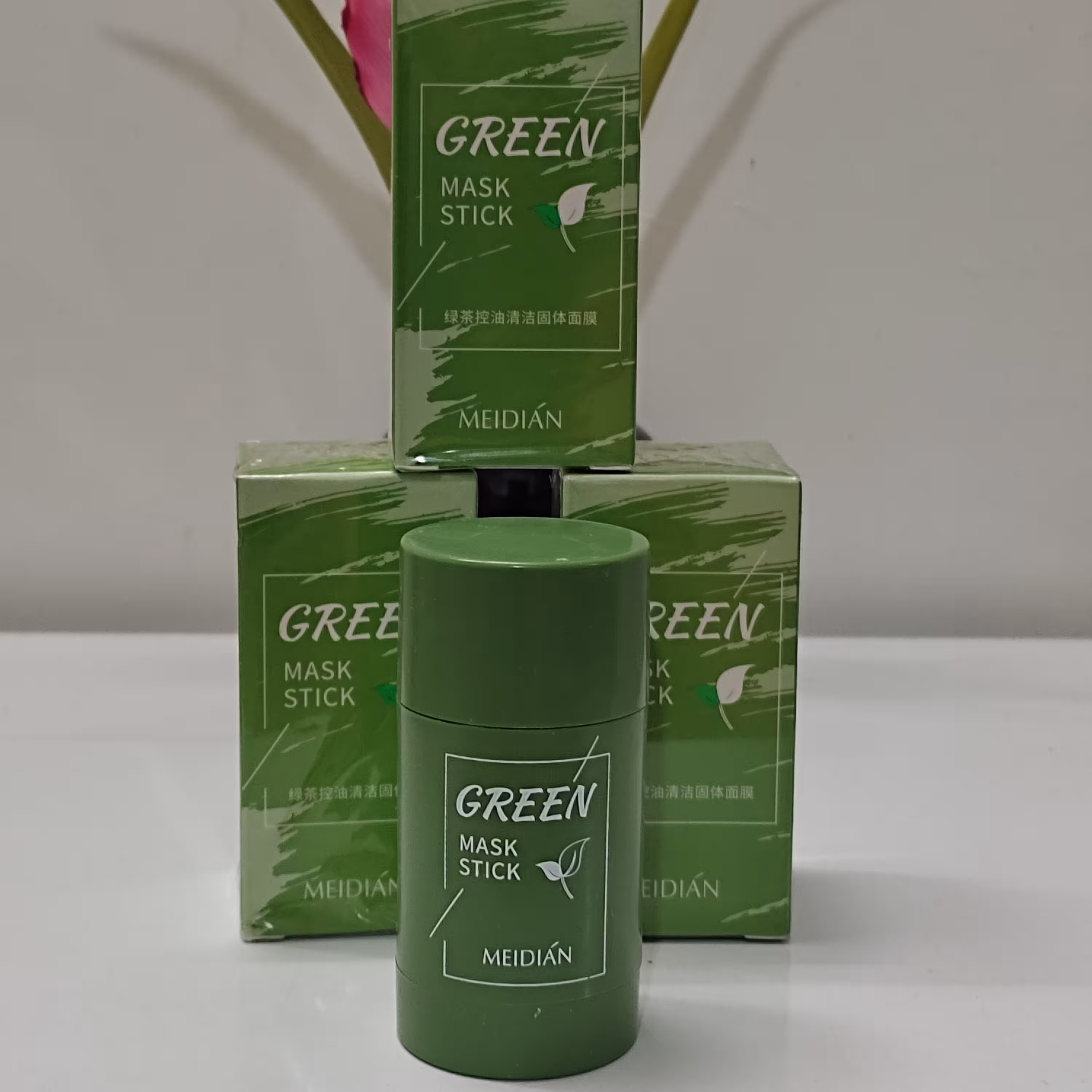 ماسک استیکی معروف به ماسک جادویی از برند باکیفیت مدیان