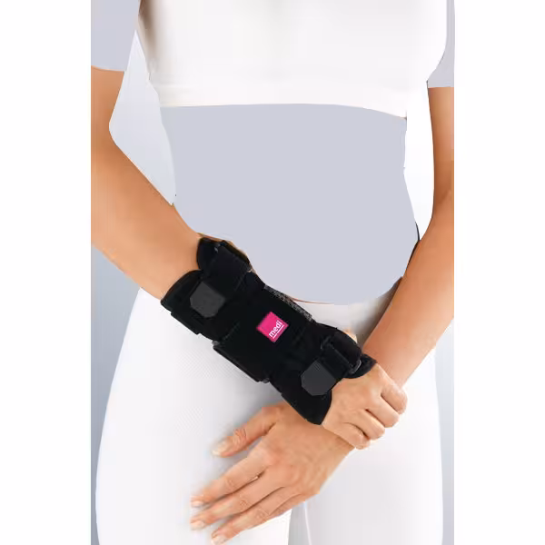 مچ بند با آتل مدی Manumed