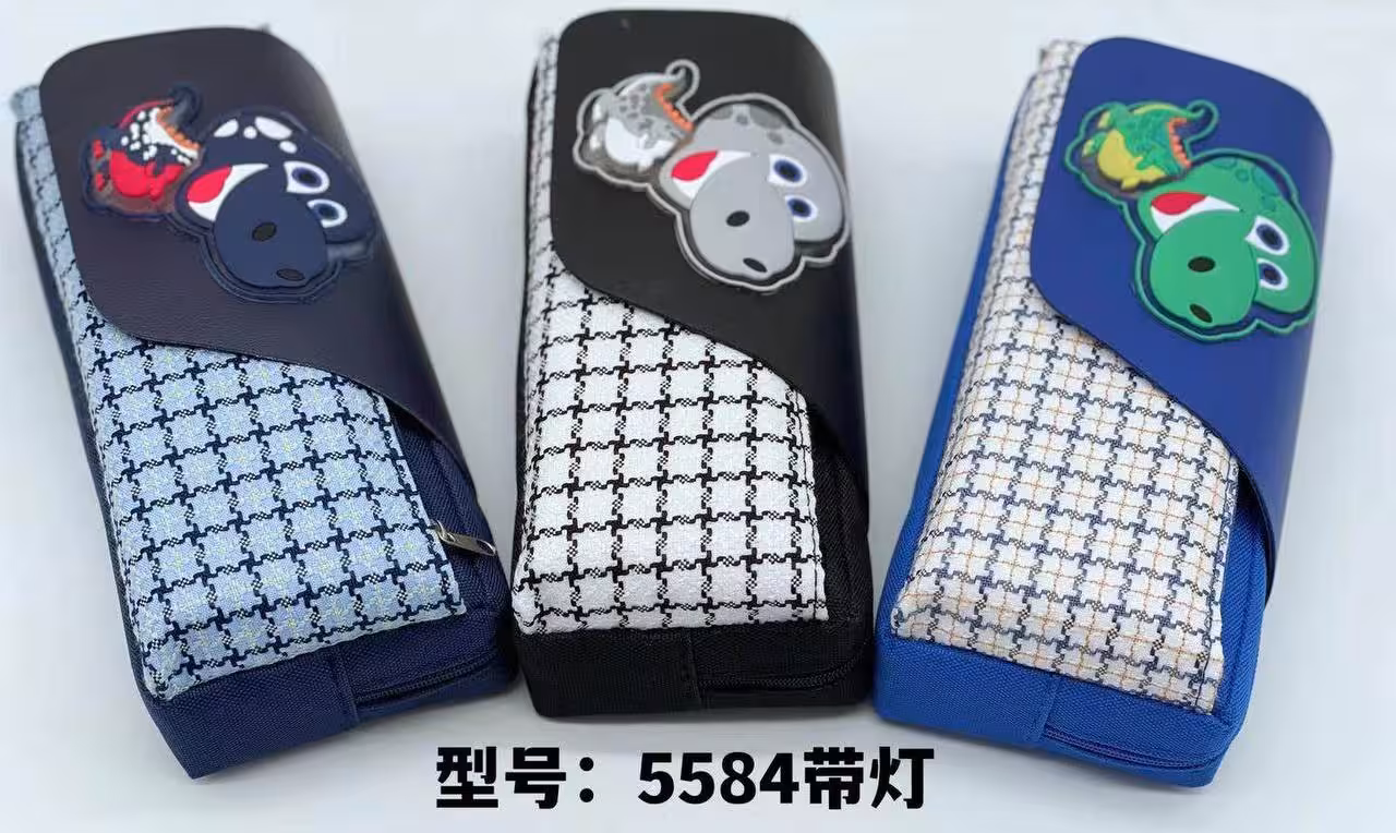 جامدادی فانتزی با طرح دایناسور-پک 3 عددی