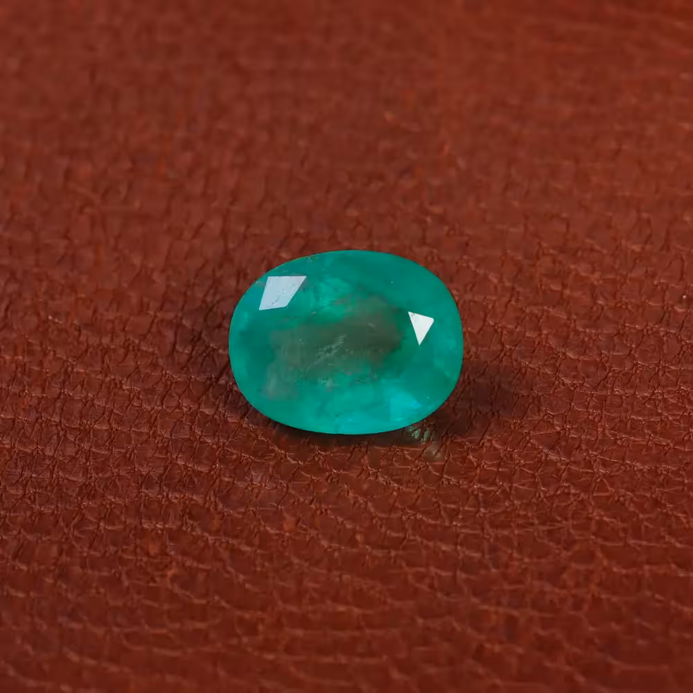 نگین زمرد کد 30146 - جواهری مشاهیر