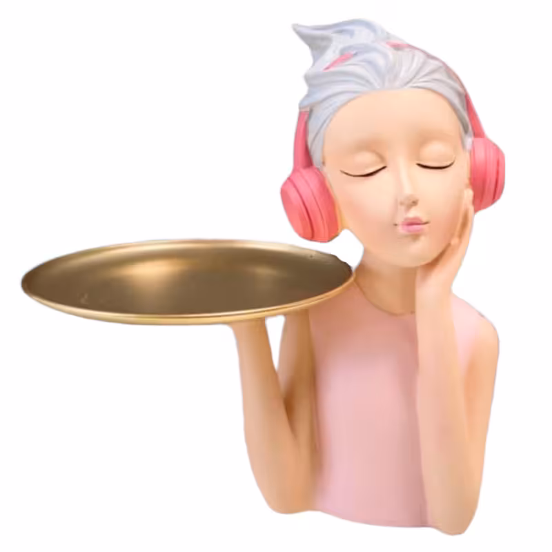 مجسمه دختر هدفونی سینی به دست