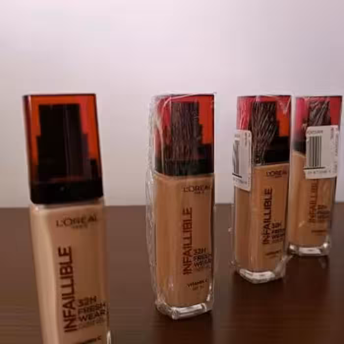 کرم میبلین اصل سفید کنتده و دارای ضد آفتاب