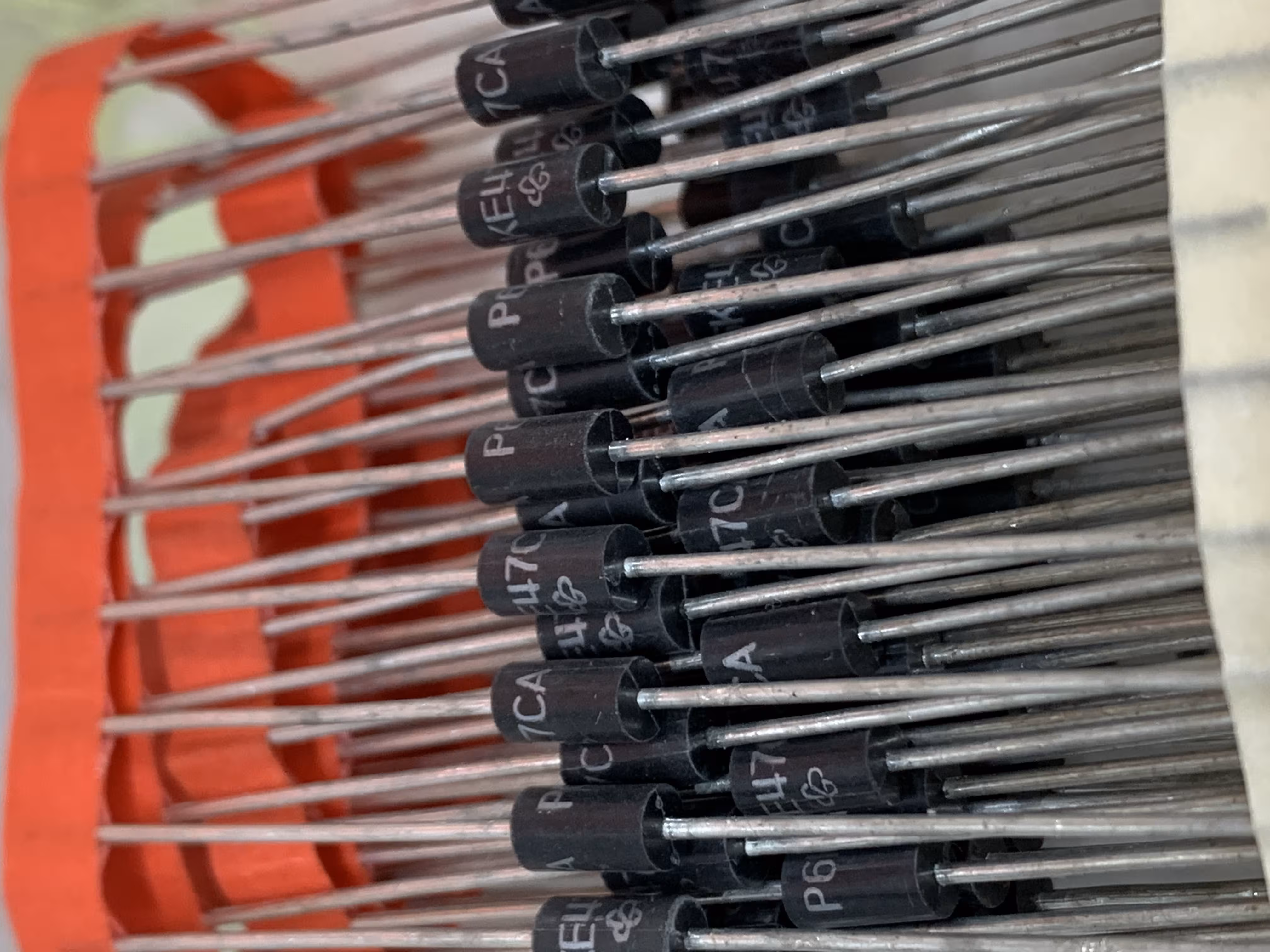 دیود زنر P6KE47CA