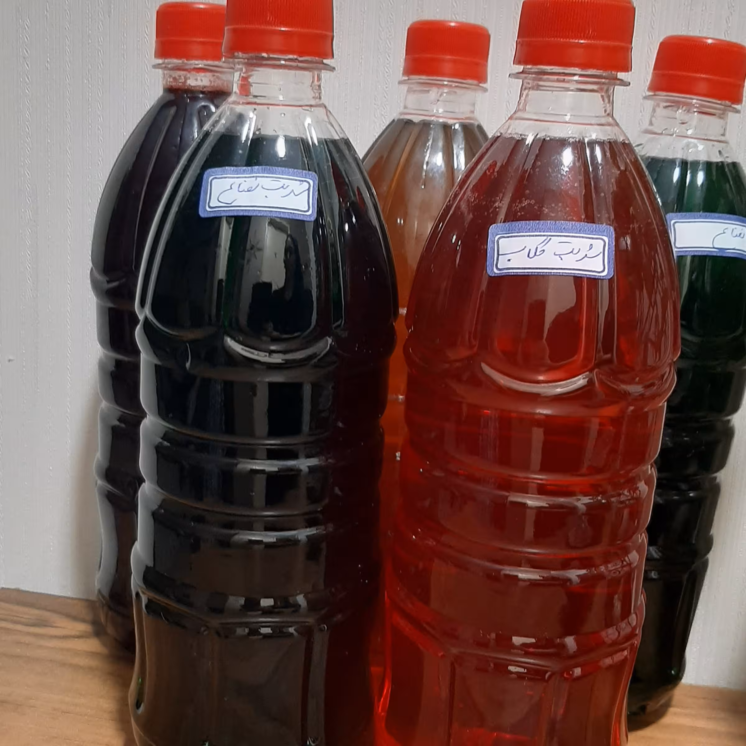 شربت توت فرنگی 