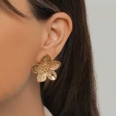 گوشواره گل پینترستی YSX استیل طلایی - رنگ ثابت ضد حساسیت