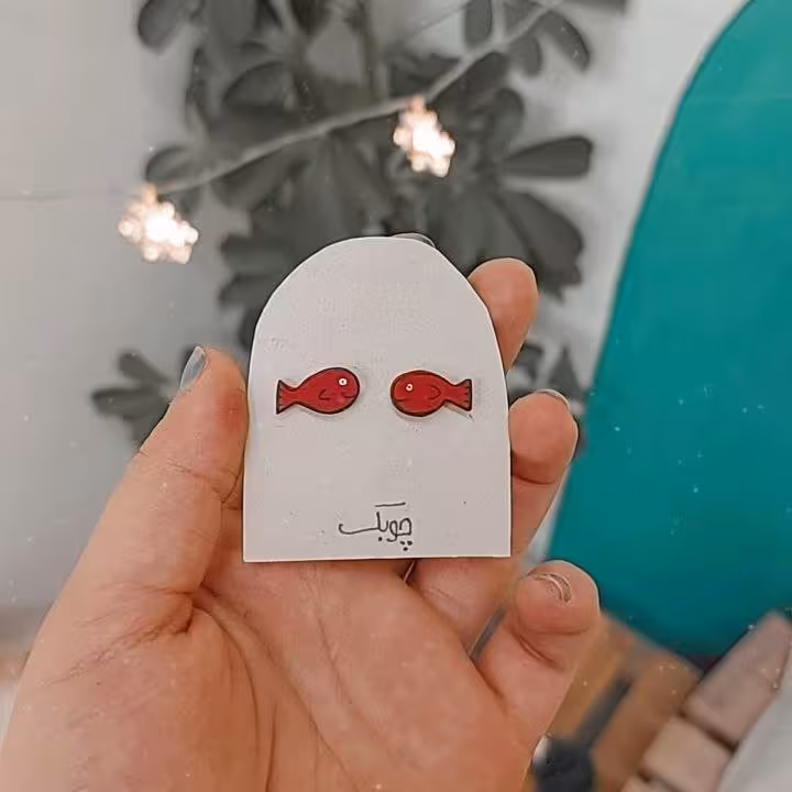 گوشواره چوبی