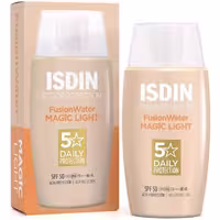 ضد آفتاب فیوژن واتر مجیک رنگ لایت Fotoprotector Fusion Water Magic Light SPF 50 طرح جدید