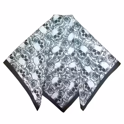 دستمال سر و گردن ورتا مدل اسکلت و گل رز کد HC-12