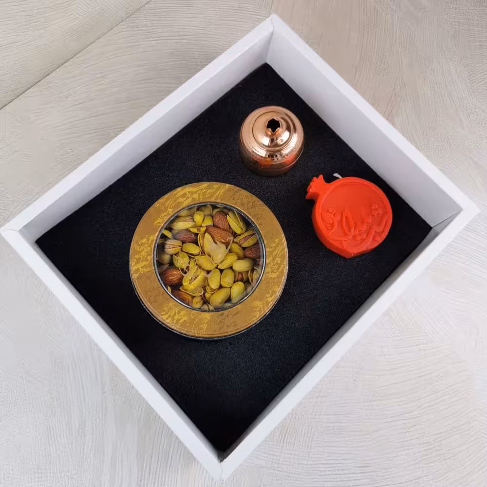 پک هدیه شب یلدا کد D102