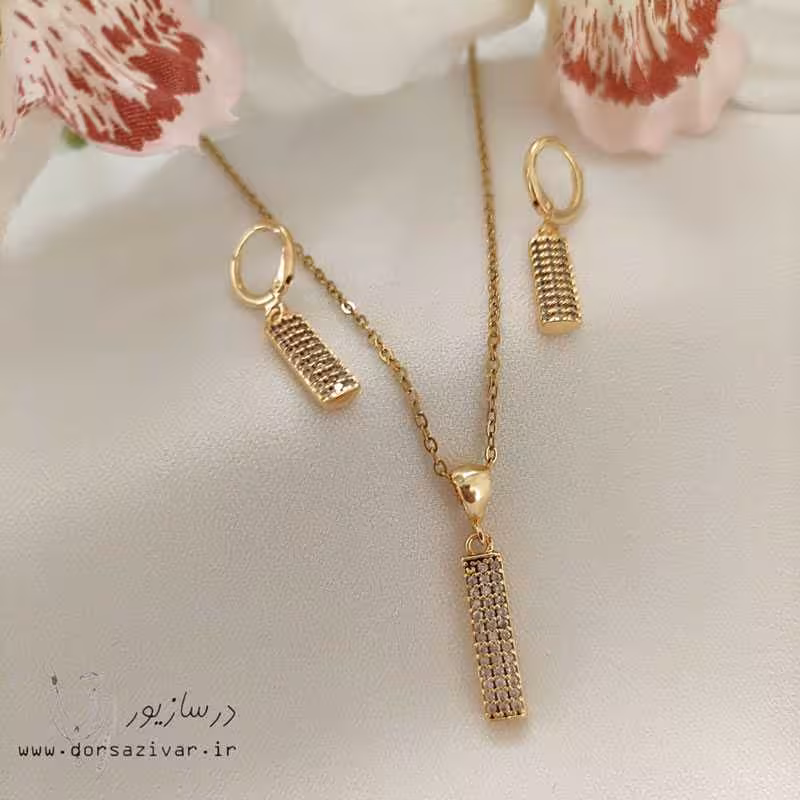 نیم ست طلاروس اسپرت