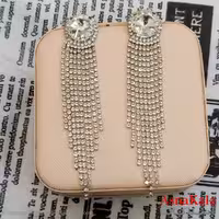 گوشواره جواهری مدل آویز نگیندار رنگ نقره ای کد GSH152128W