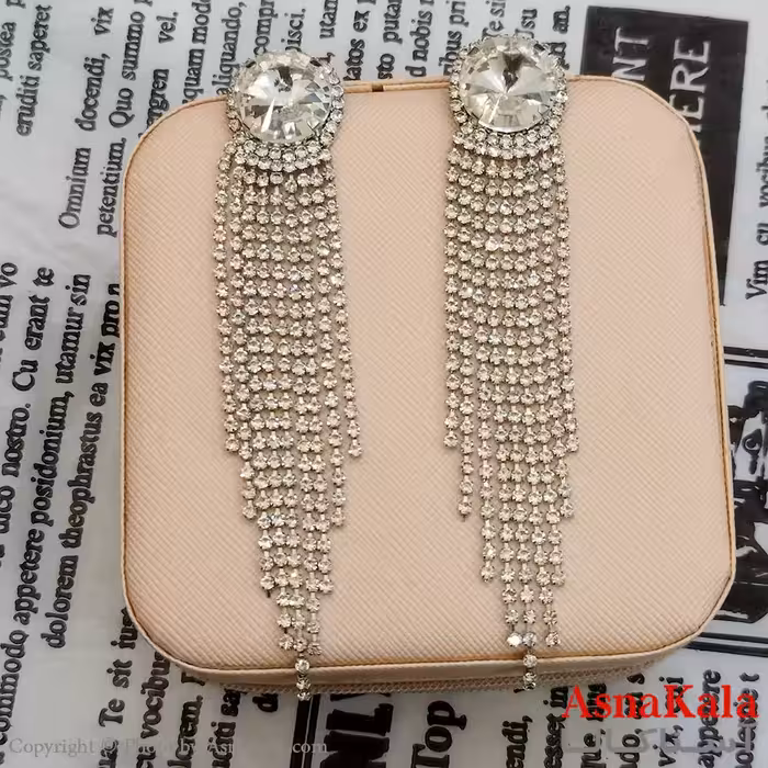 گوشواره جواهری مدل آویز نگیندار رنگ نقره ای کد GSH152128W