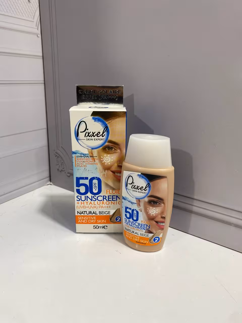 ضدآفتاب رنگی بژ طبیعی spf50 پیکسل (پوست خشک تا نرمال و حساس)