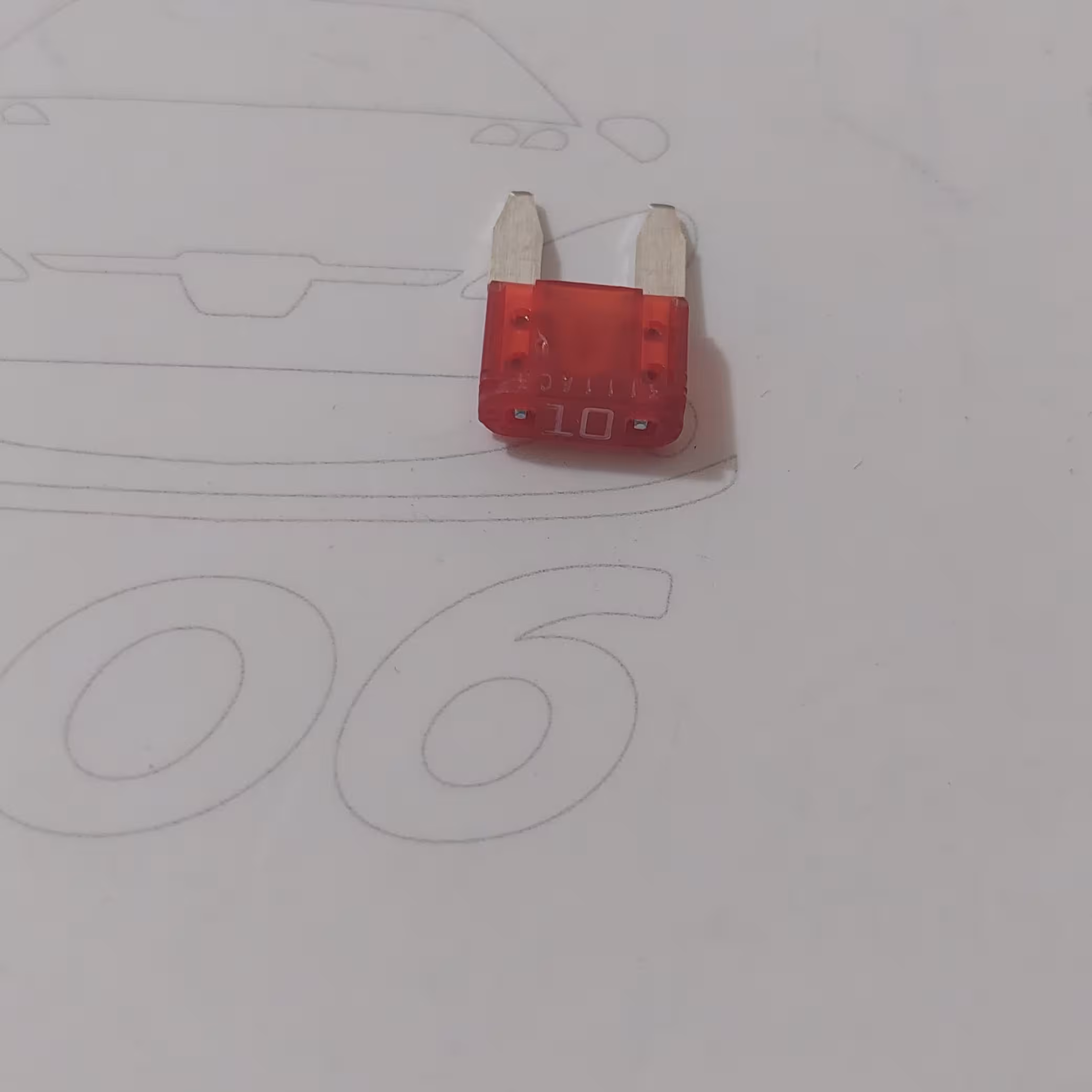 فیوز 10 آمپر littelfuse اصلی سایز کوچیک