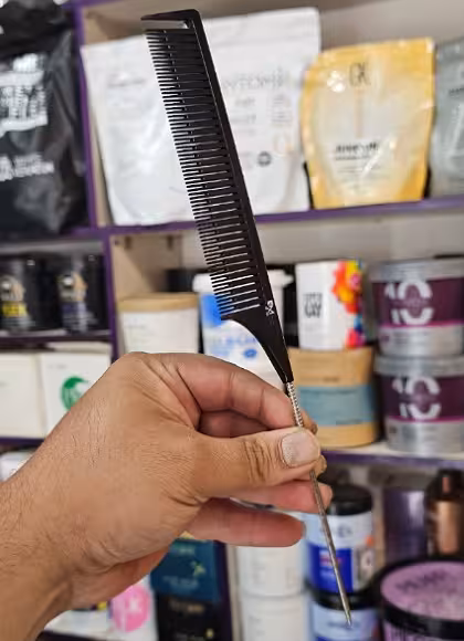 شانه دم فلزی کد 9048