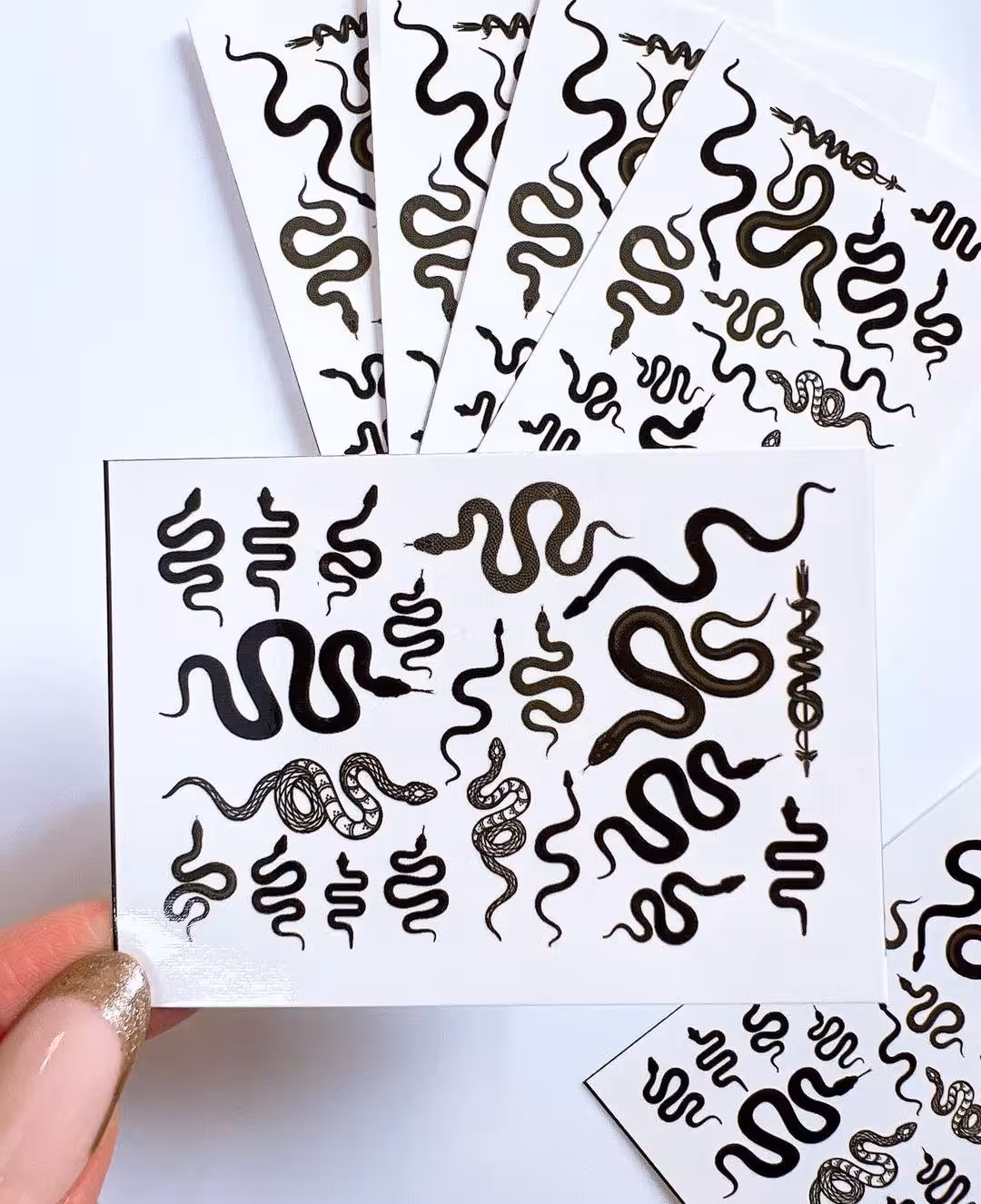 لنز ناخن طرح مار