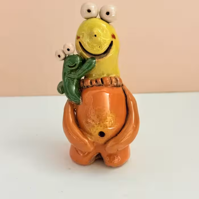 مجسمه سفالی نادان ها طرح هشت