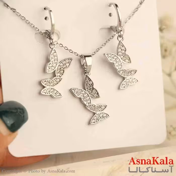 نیم ست زنانه شامل گردنبند و گوشواره استیل مدل پروانه ای کد NIM14852W