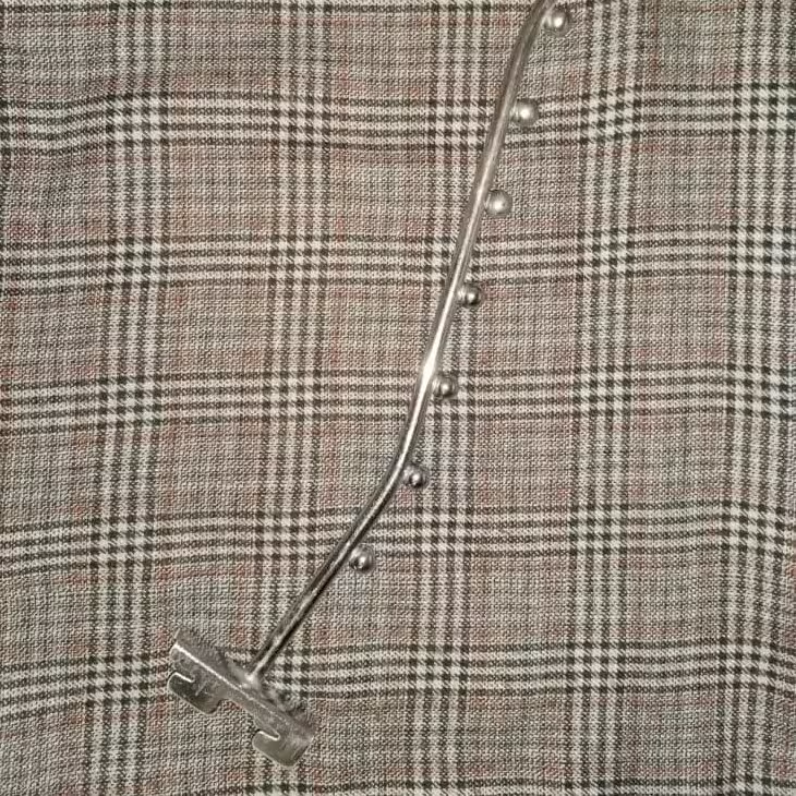 رگال تیله ای فلزی مناسب مغازه و فروشگاه لباس طلایی 