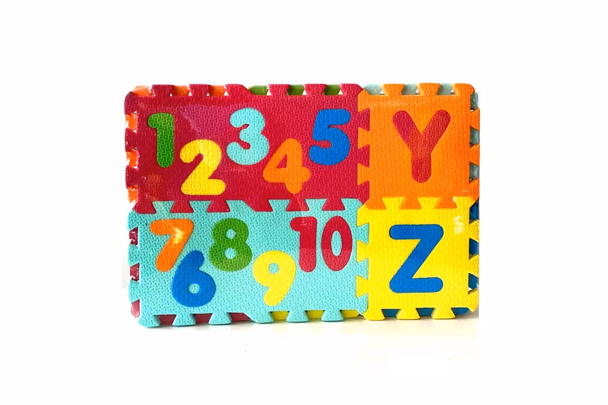 پازل فومی حروف و اعداد لاتین سایز متوسط