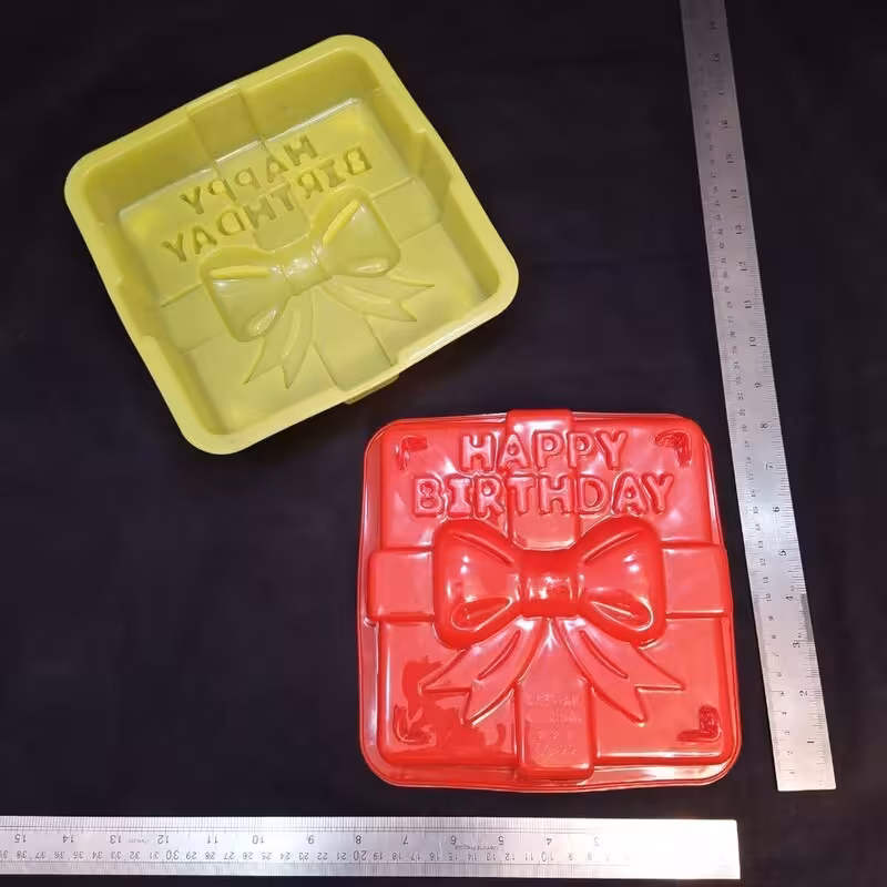 قالب پلاستیکی مربع پاپیون