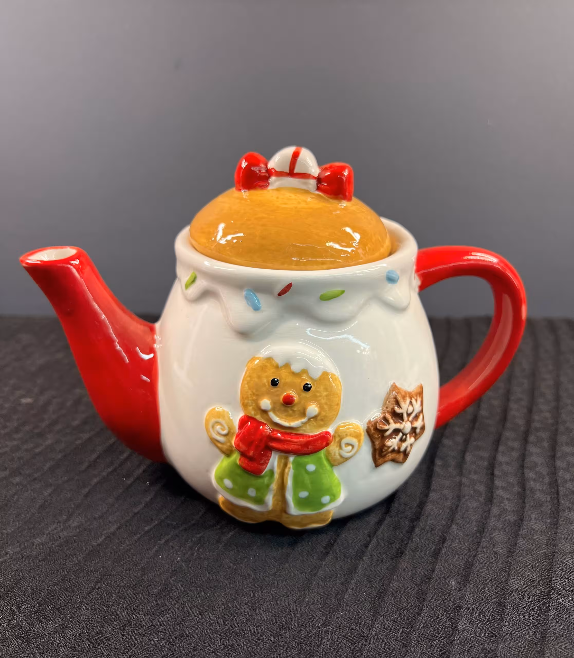 قوری کوکی زنجبیلی کریسمس 383-23