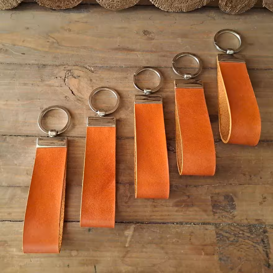 جاکلیدی 5 تایی چرم طبیعی گاوی رنگ عسلی مدل 407