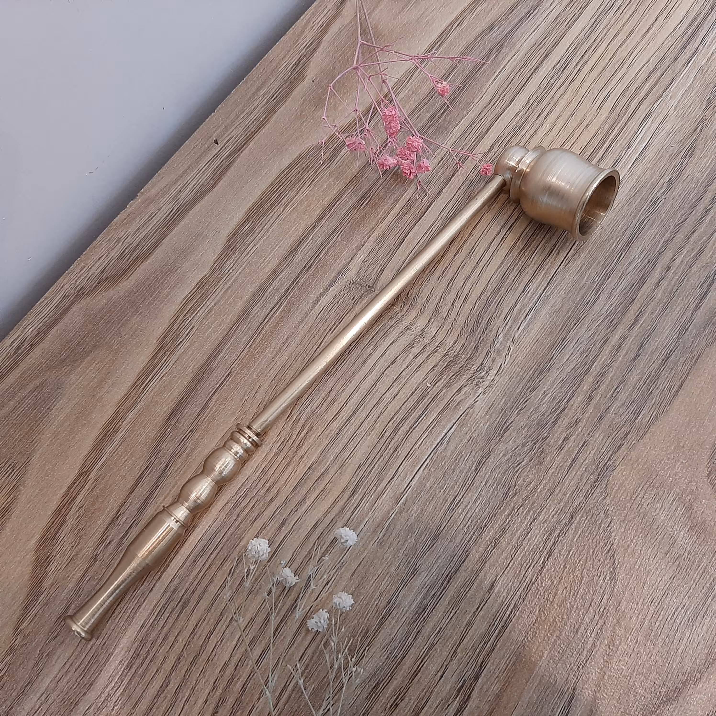 اسنوفر یا شمع خاموش کن برنجی  ارتفاع 20 سانت