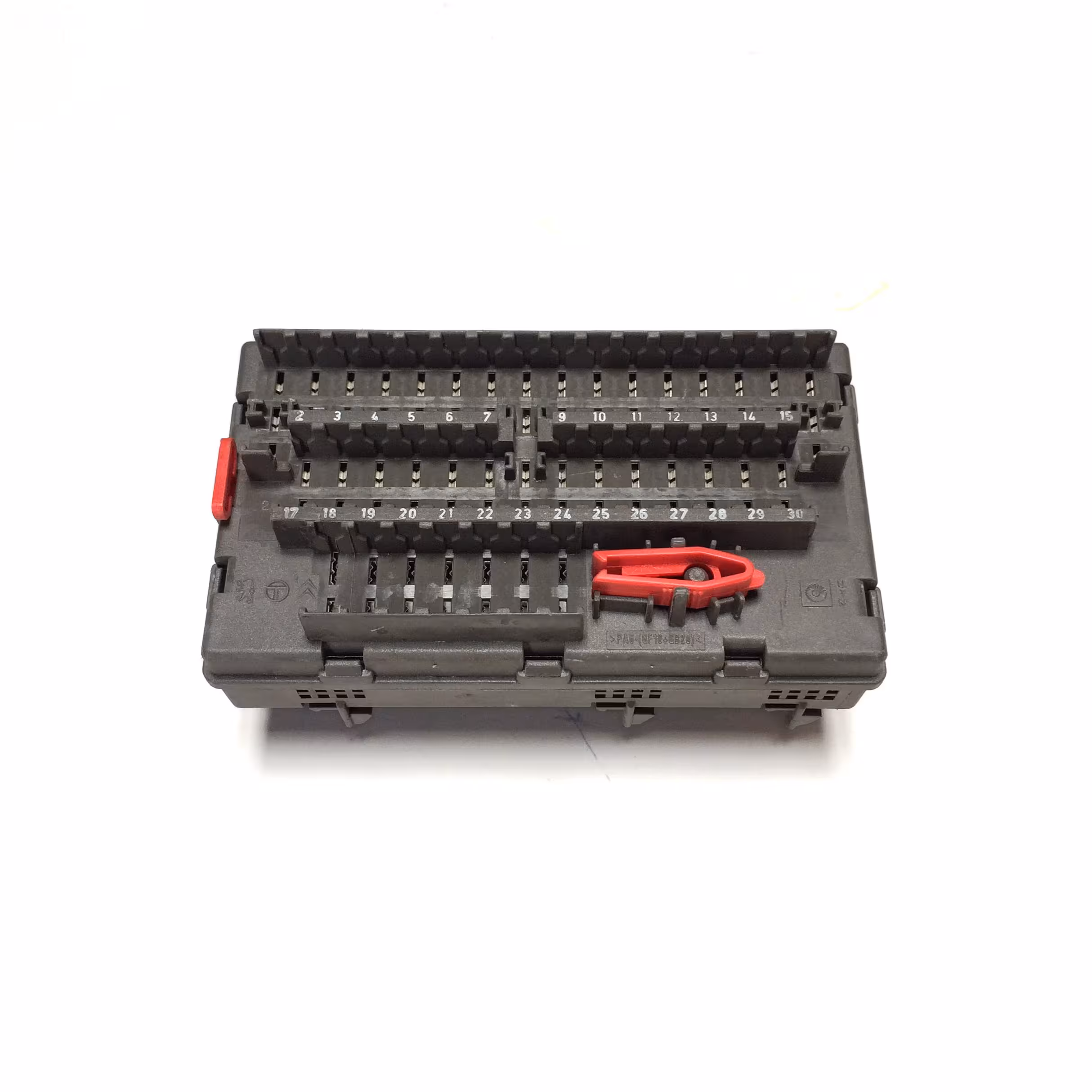 جعبه فیوز 30 تایی زانتیا اورجینال