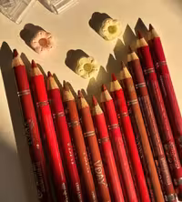 بسته رژ لب مدادی اورجینال وی دی VDAY وارداتی