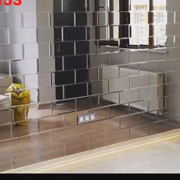 آینه دکوراتیو طرح آجری در 6رنگ نقره ای شامپاینی(برنز) مسی طلایی دودی و صورتی(هزینه ارسال به صورت پس کرایه و در مقصد) 
