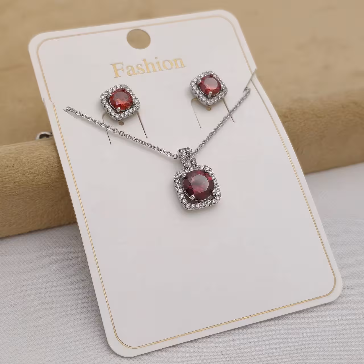 نیم ست فوق العاده جذاب ژوپینگ نگین سرخ عشق سوارسکی هدیه ولنتاینی خاص ارسال رایگان