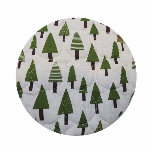 کاج دم کنی زمینه سفید طرح درخت های کاج متوسط