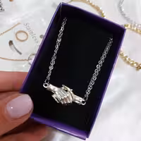 ست گردنبند عاشقانه اهن ربایی یا مگنتی مدل دست رنگ ثابت گردنبند مگنتی دست گردنبند دست گردنبند ست گردنبند ست کاپل ست زوج