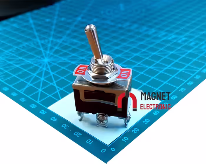 کلید کلنگی KN3C 102 ON-OFF TOGGLE SWITCH