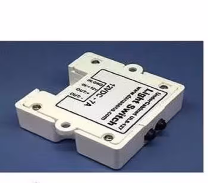 سنسور رادار زیر سطحی 12 ولت IRS 125 برند داناسنس