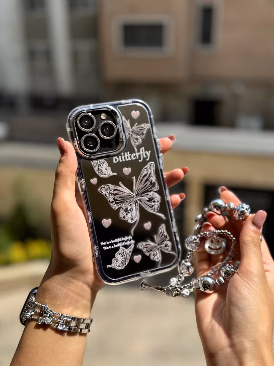 قاب پروانه آینه ای با آویز و محافظ لنز نگین دار