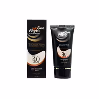 کرم ضد آفتاب کرم پودری SPF40 فیتو وان مناسب پوست چرب